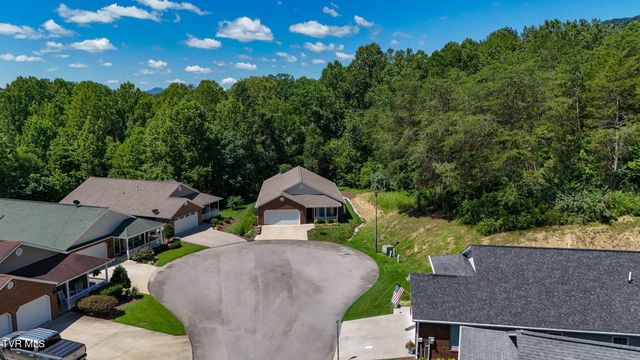 708 Willowcrest Place, Kingsport, TN 37660