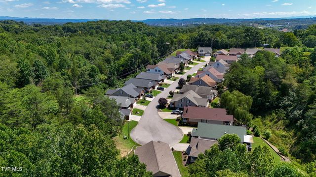 708 Willowcrest Place, Kingsport, TN 37660