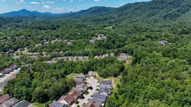 708 Willowcrest Place, Kingsport, TN 37660