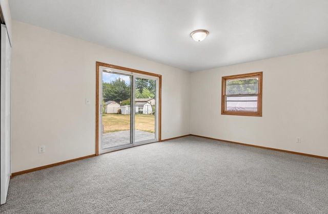 6559 N Sandy Acre ROAD, West Bend, WI 53090