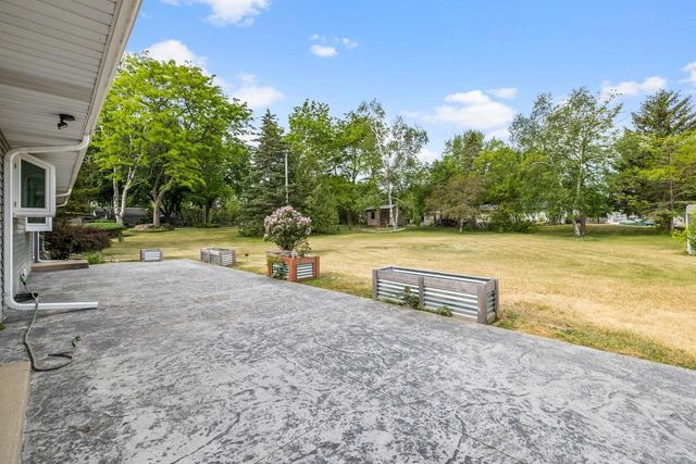 6559 N Sandy Acre ROAD, West Bend, WI 53090