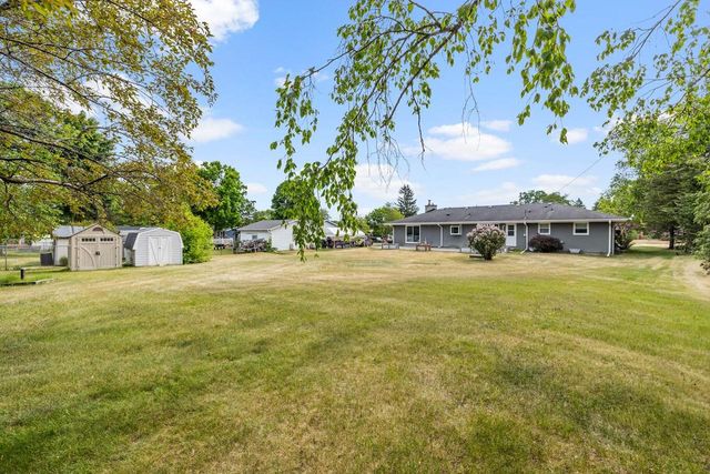 6559 N Sandy Acre ROAD, West Bend, WI 53090