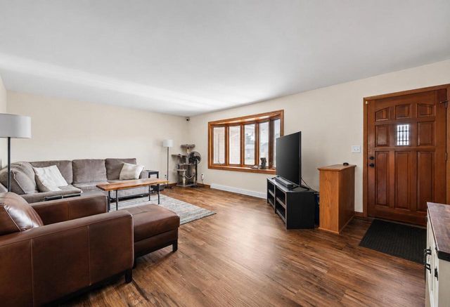 6559 N Sandy Acre ROAD, West Bend, WI 53090