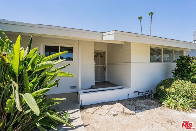 9811 Lubao Avenue, Los Angeles, CA 91311