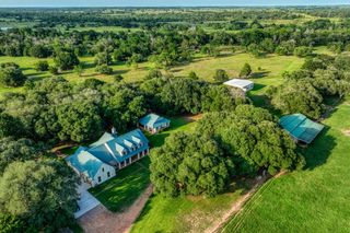 1100 Dittmar Rd, Cat Spring, TX 78933