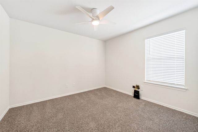 908 Hay Loft Lane, Royse City, TX 75189