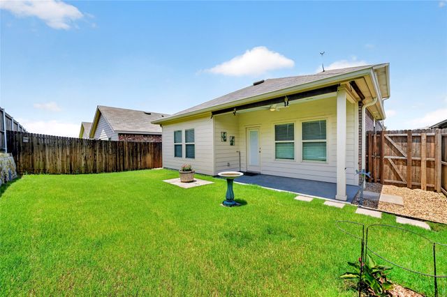 908 Hay Loft Lane, Royse City, TX 75189