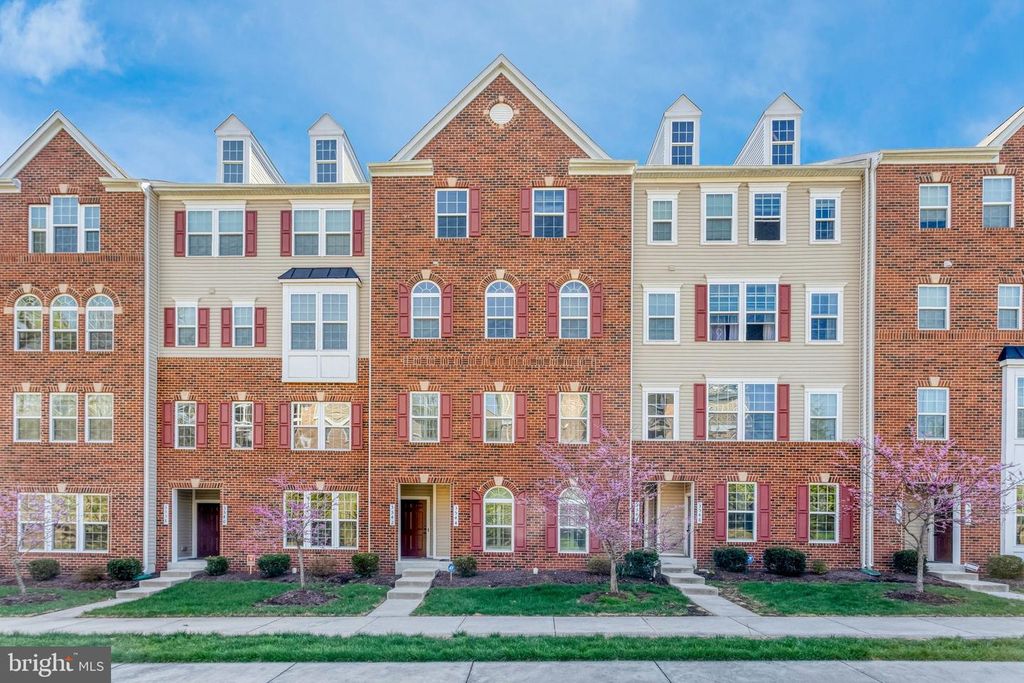 3544 BRIARWOOD DR, Dumfries, VA 22026