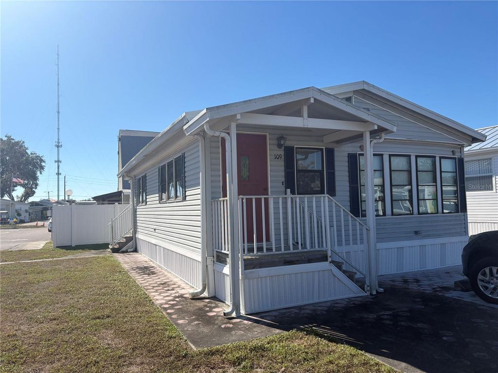 3275 26TH AVENUE E 109, Bradenton, FL 34208