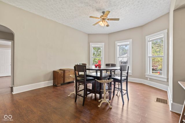 1418 S 7th Street, Terre Haute, IN 47802