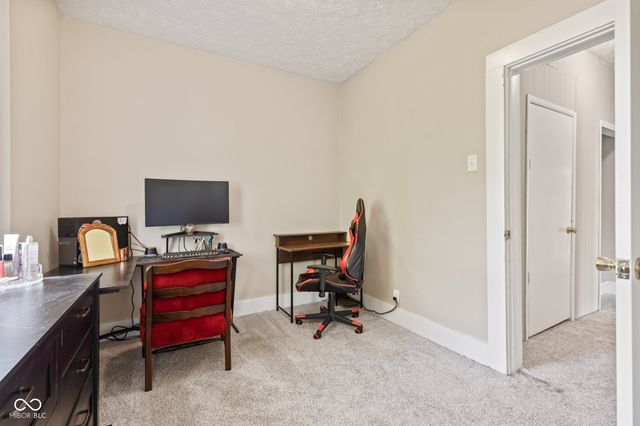 1418 S 7th Street, Terre Haute, IN 47802