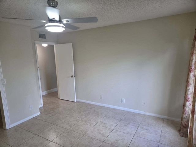715 Sunny Pine Way A2, Greenacres, FL 33415