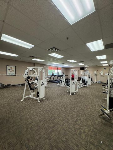 9823 S Hollybrook Lake Drive 105, Pembroke Pines, FL 33025