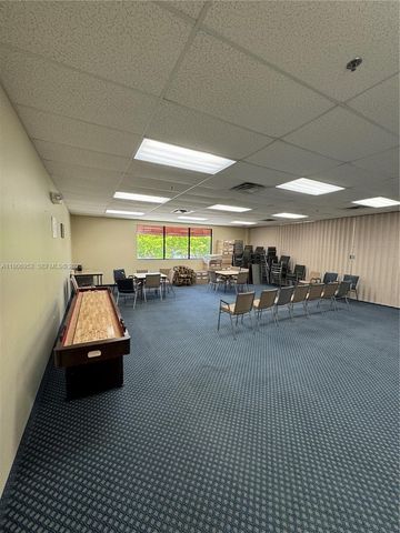 9823 S Hollybrook Lake Drive 105, Pembroke Pines, FL 33025