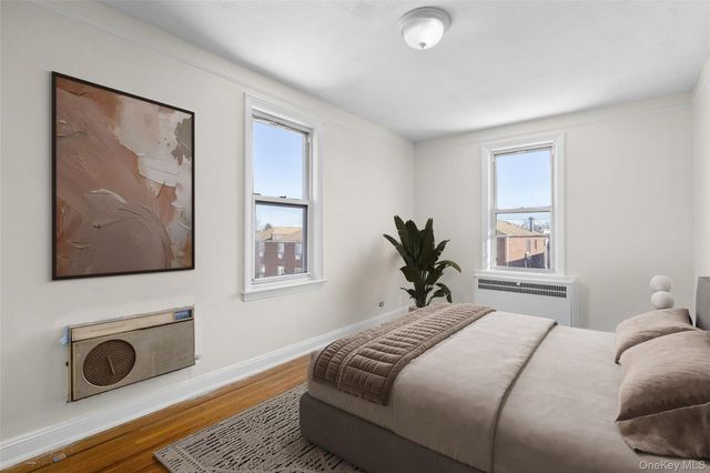 2736 Colden Avenue, Bronx, NY 10469