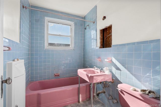 2736 Colden Avenue, Bronx, NY 10469