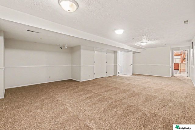 11663 Trumble Loup E, Bellevue, NE 68123