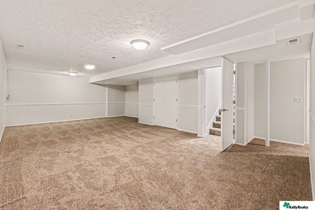 11663 Trumble Loup E, Bellevue, NE 68123