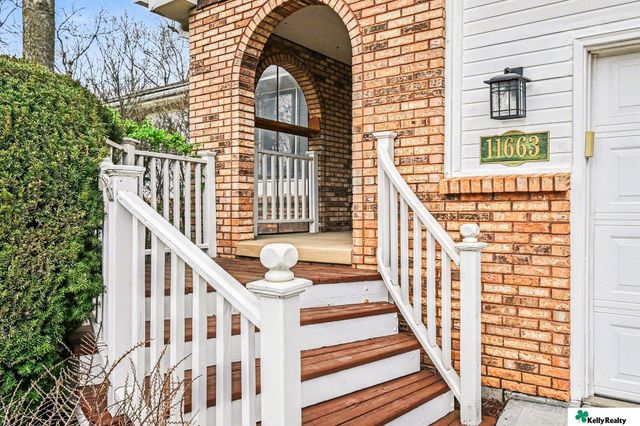 11663 Trumble Loup E, Bellevue, NE 68123
