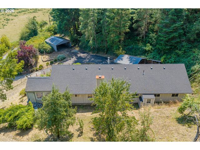 98629 SITKUM Ln, Myrtle Point, OR 97458