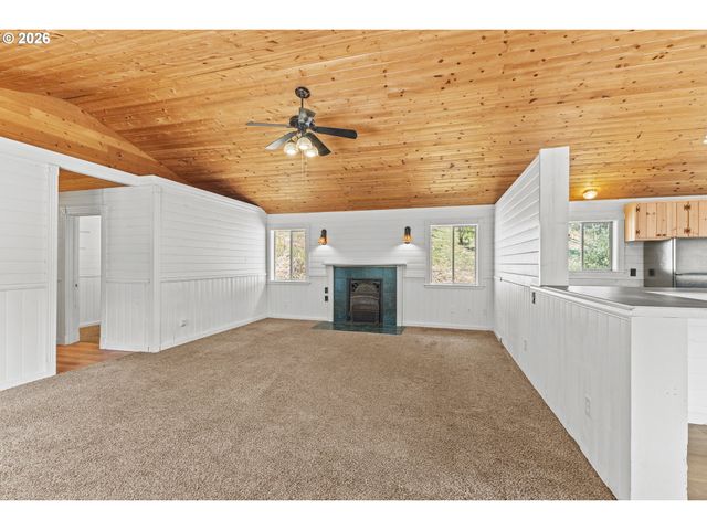 98629 SITKUM Ln, Myrtle Point, OR 97458