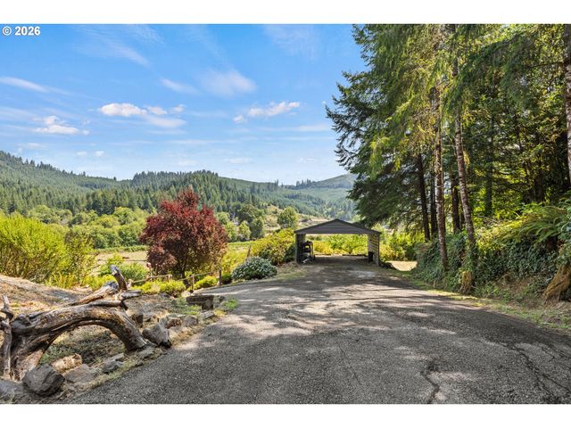 98629 SITKUM Ln, Myrtle Point, OR 97458