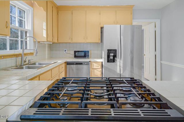 137 Amesbury Lane, Cary, NC 27511