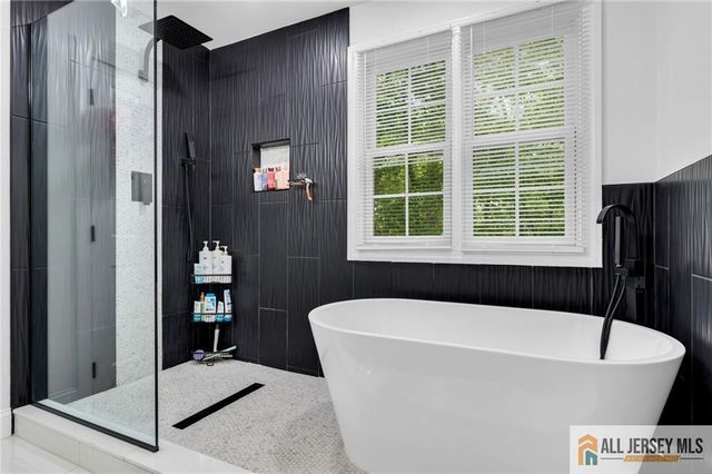 22 Amber Drive, Old Bridge, NJ 08857