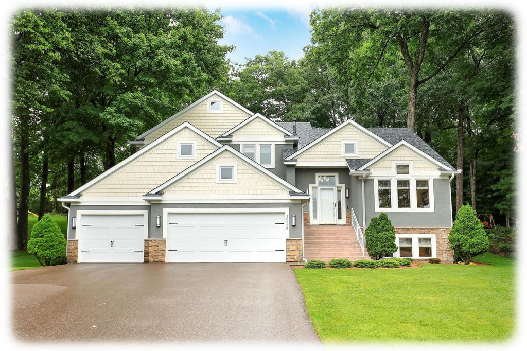 16556 84th Place N, Maple Grove, MN 55311