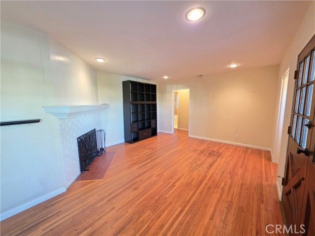 7457 Wish, Los Angeles, CA 91406