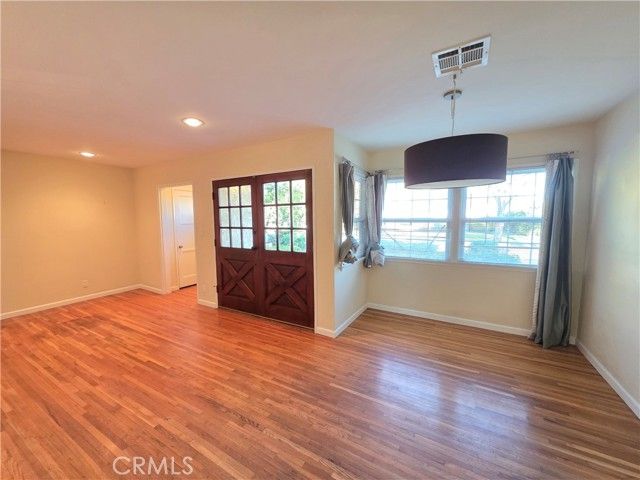 7457 Wish, Los Angeles, CA 91406