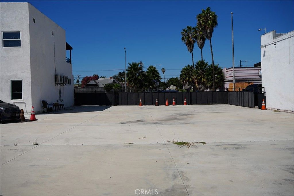 7508 S Western Ave, Other, CA 90047 — exterior