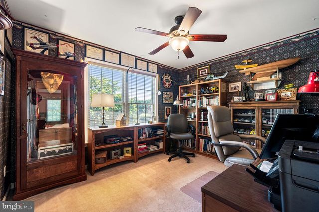 44 RED OAK DR, West Brandywine, PA 19320
