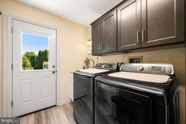 44 RED OAK DR, West Brandywine, PA 19320