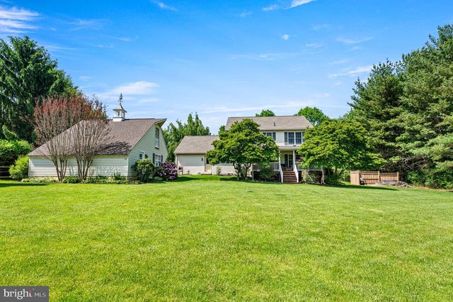 44 RED OAK DR, West Brandywine, PA 19320