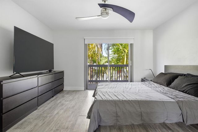 1512 N 15th Terrace, Hollywood, FL 33020