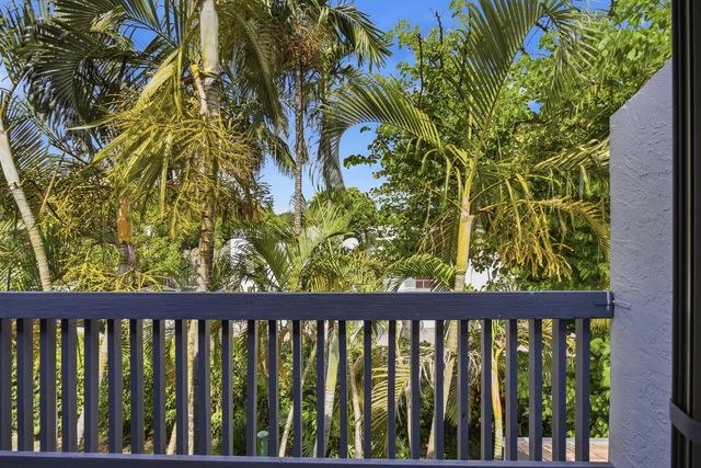 1512 N 15th Terrace, Hollywood, FL 33020