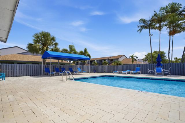 1512 N 15th Terrace, Hollywood, FL 33020