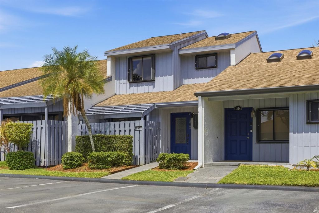 1512 N 15th Terrace, Hollywood, FL 33020