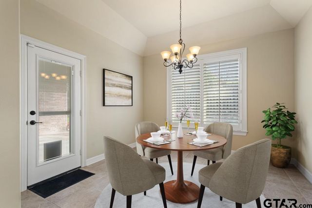 5706 Berkeley Dr, Tyler, TX 75707