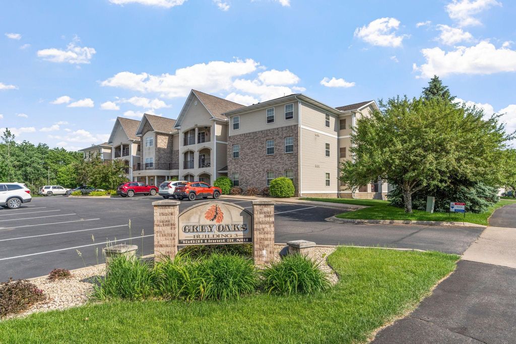 15631 Linnet Street NW 3-202, Andover, MN 55304 — photo 2