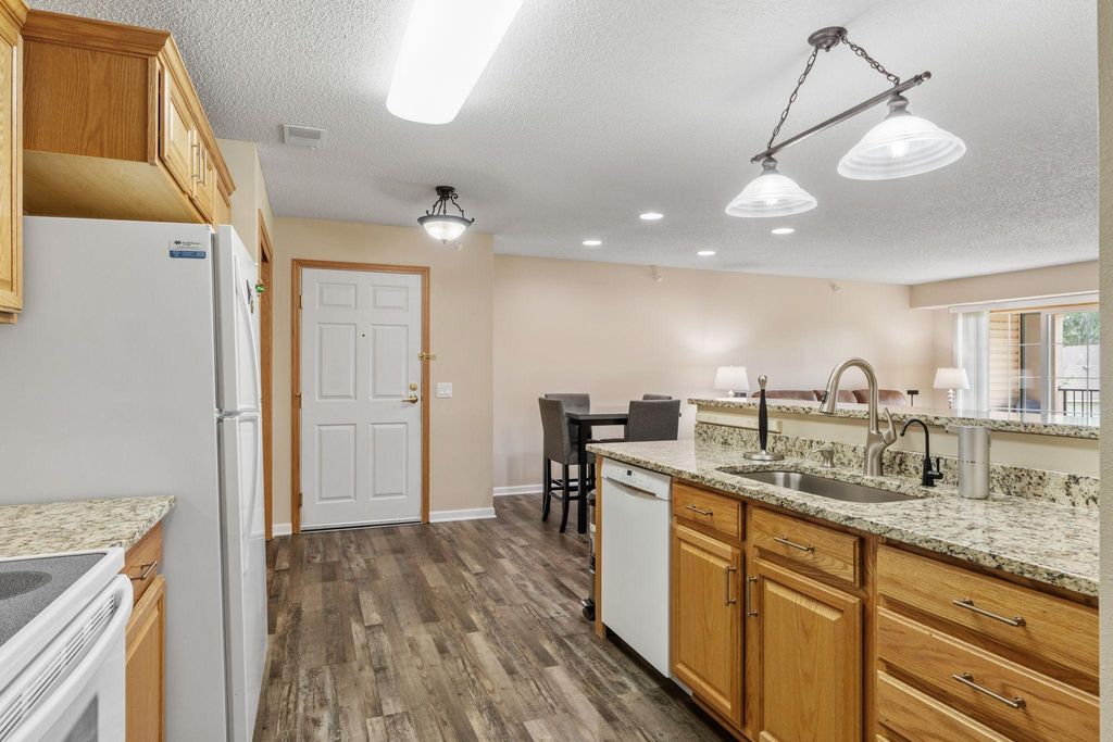 15631 Linnet Street NW 3-202, Andover, MN 55304 — photo 3