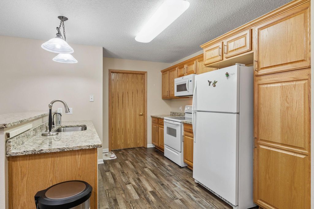 15631 Linnet Street NW 3-202, Andover, MN 55304 — photo 4