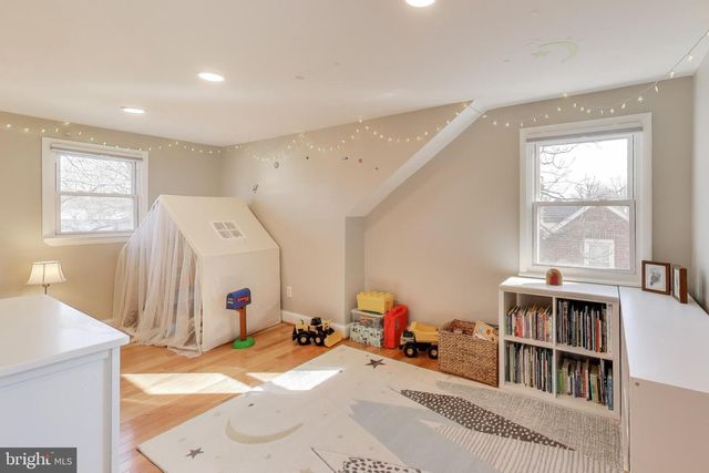 3913 OGLETHORPE ST, Hyattsville, MD 20782