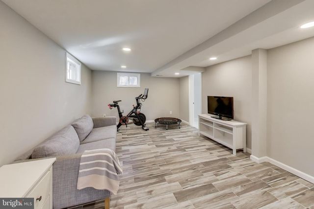 3913 OGLETHORPE ST, Hyattsville, MD 20782