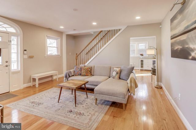 3913 OGLETHORPE ST, Hyattsville, MD 20782
