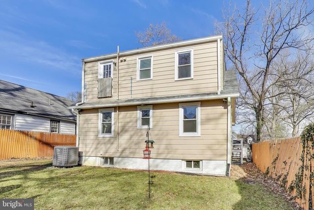 3913 OGLETHORPE ST, Hyattsville, MD 20782