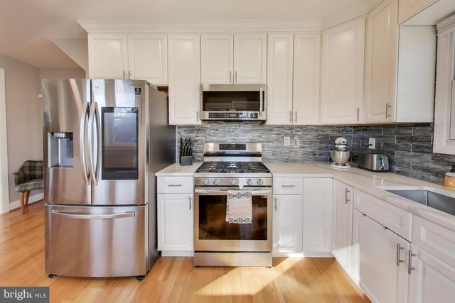 3913 OGLETHORPE ST, Hyattsville, MD 20782