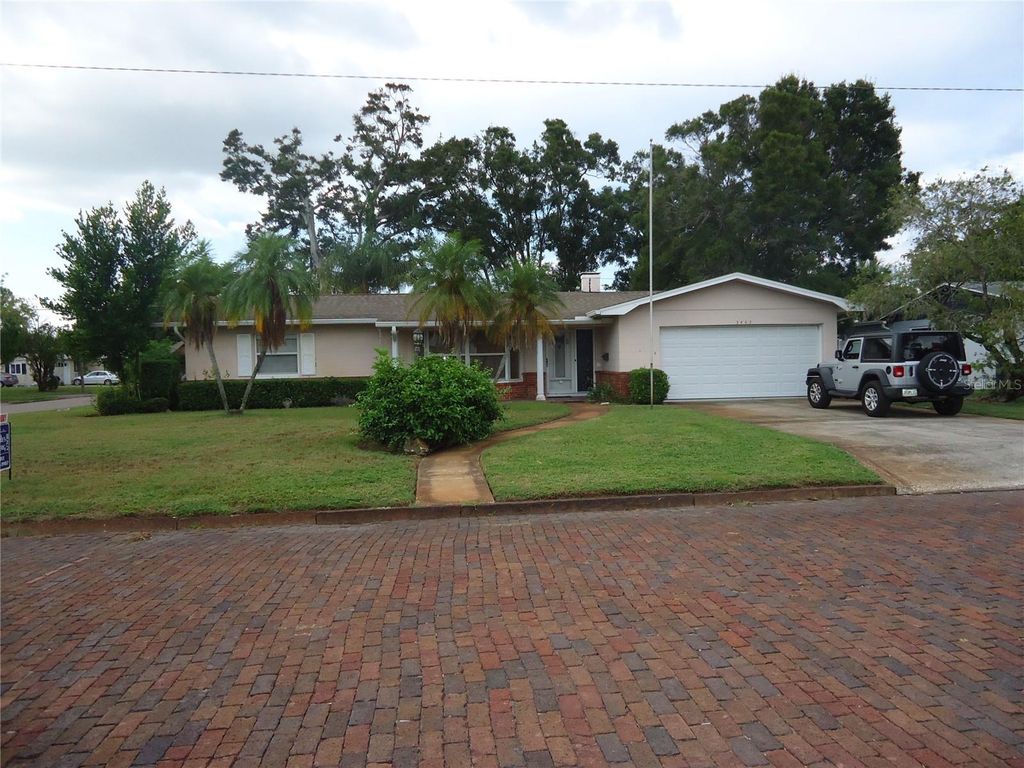 5463 4TH AVENUE N, St Petersburg, FL 33710