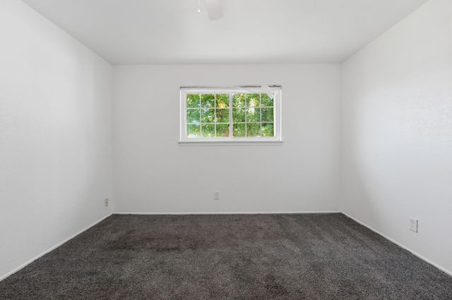 713 O St, Rio Linda, CA 95673